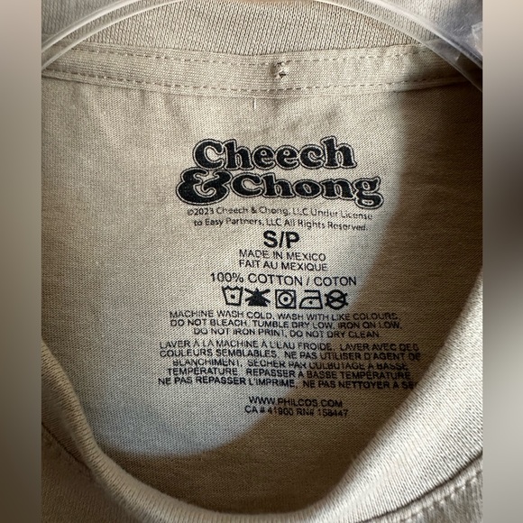 100% cotton Tee Cheech and Chong Graphic T-Shirt size small - Picture 3 of 3